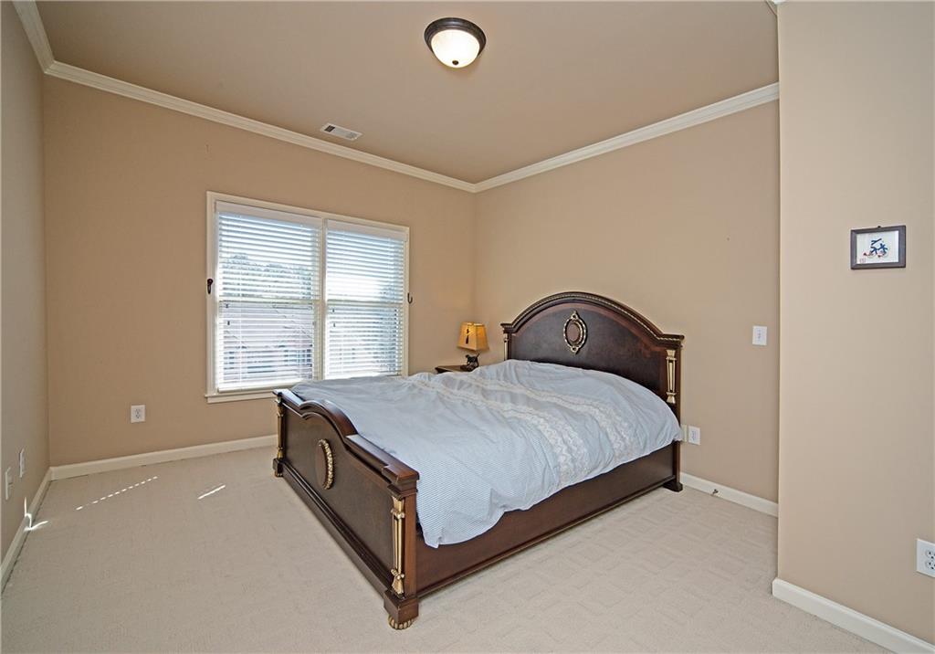 942 Heathchase Drive, Suwanee, Georgia image 37