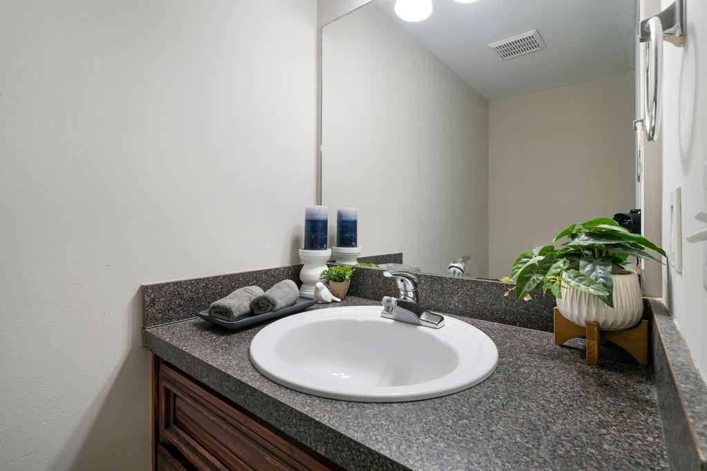 413 W I Parkway, Dallas, Georgia image 7