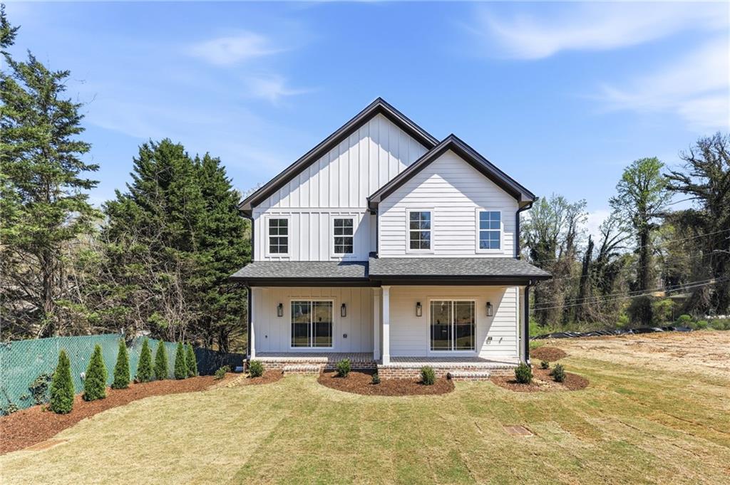 1123 Riverside Terrace