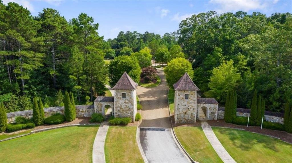 4202 Giverny Boulevard, Fairburn, Georgia image 2