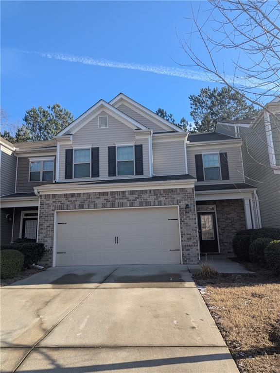 Beautiful 3BR/2.5BA townhouse with deck overlooking private wooded lot with creek. Features include washer, dryer, refrigerator and blinds. Convenient to exit 15 and 16, across from Aquatic Center and N.Georgia State College. Available from 2/1/2025. 15-month lease.Please use showing time.