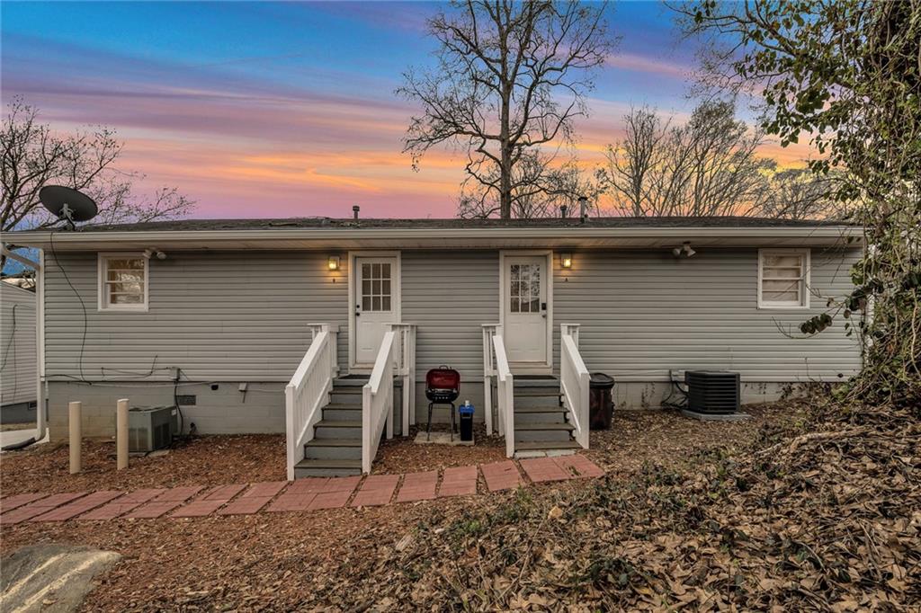 Marietta Square - Residential Lease