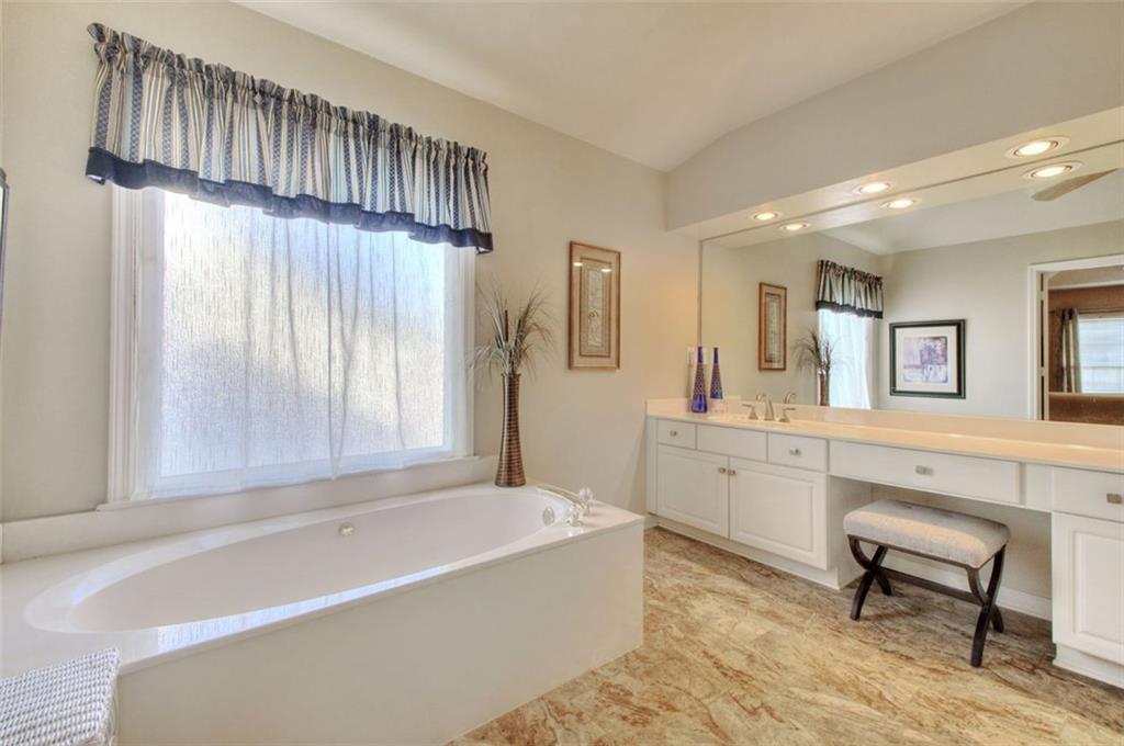 5045 Avala Park Lane, Peachtree Corners, Georgia image 25