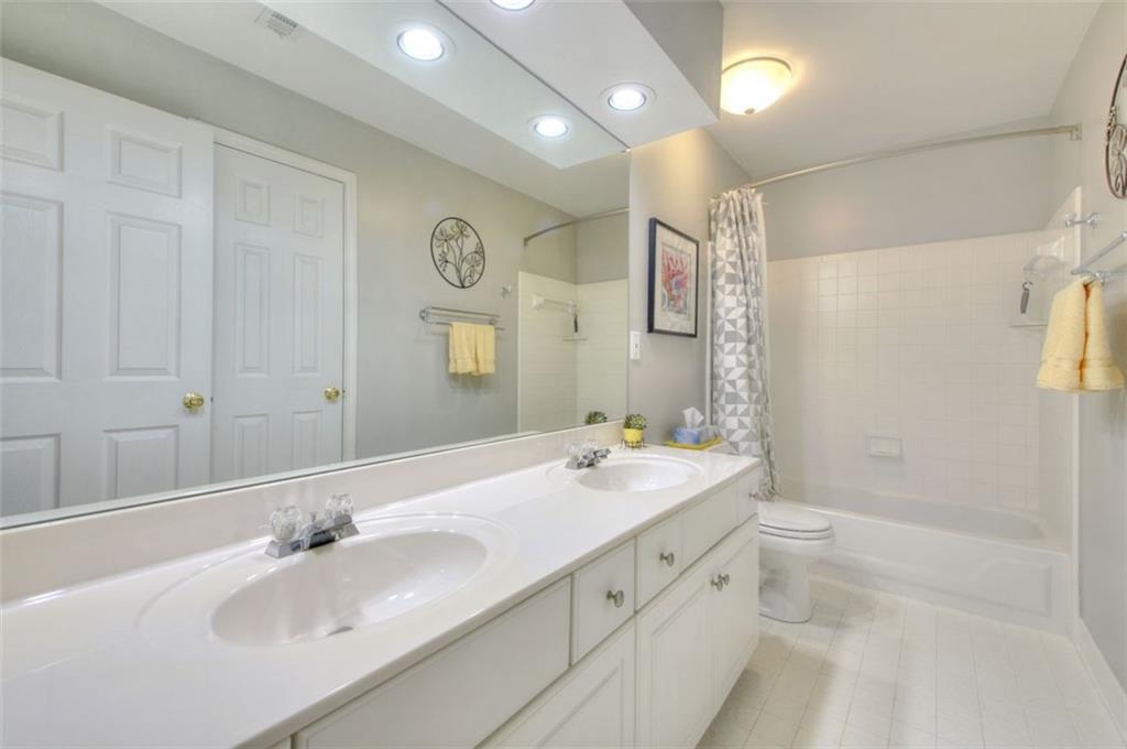 5045 Avala Park Lane, Peachtree Corners, Georgia image 32