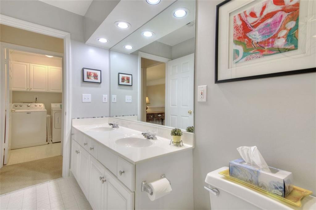 5045 Avala Park Lane, Peachtree Corners, Georgia image 33