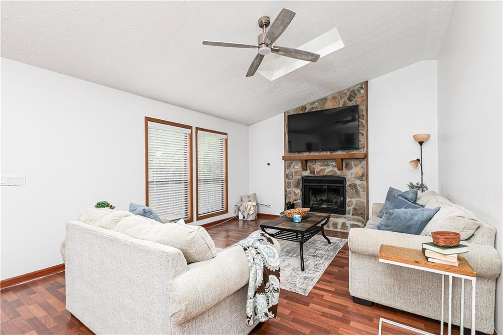 4065 Maxanne Drive, Kennesaw, Georgia image 4