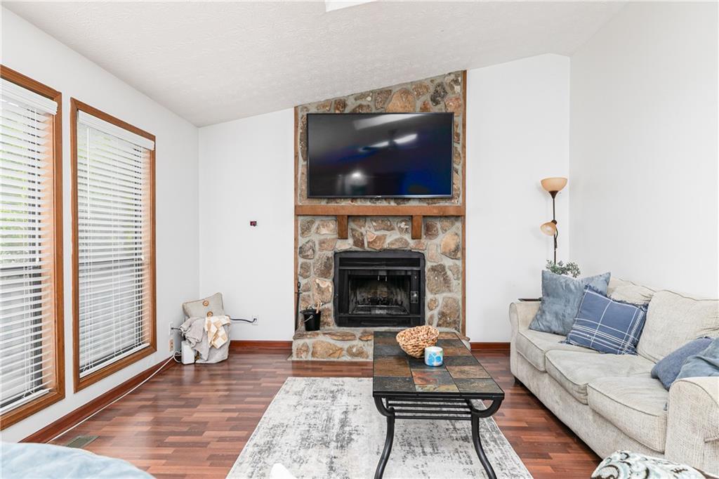 4065 Maxanne Drive, Kennesaw, Georgia image 3