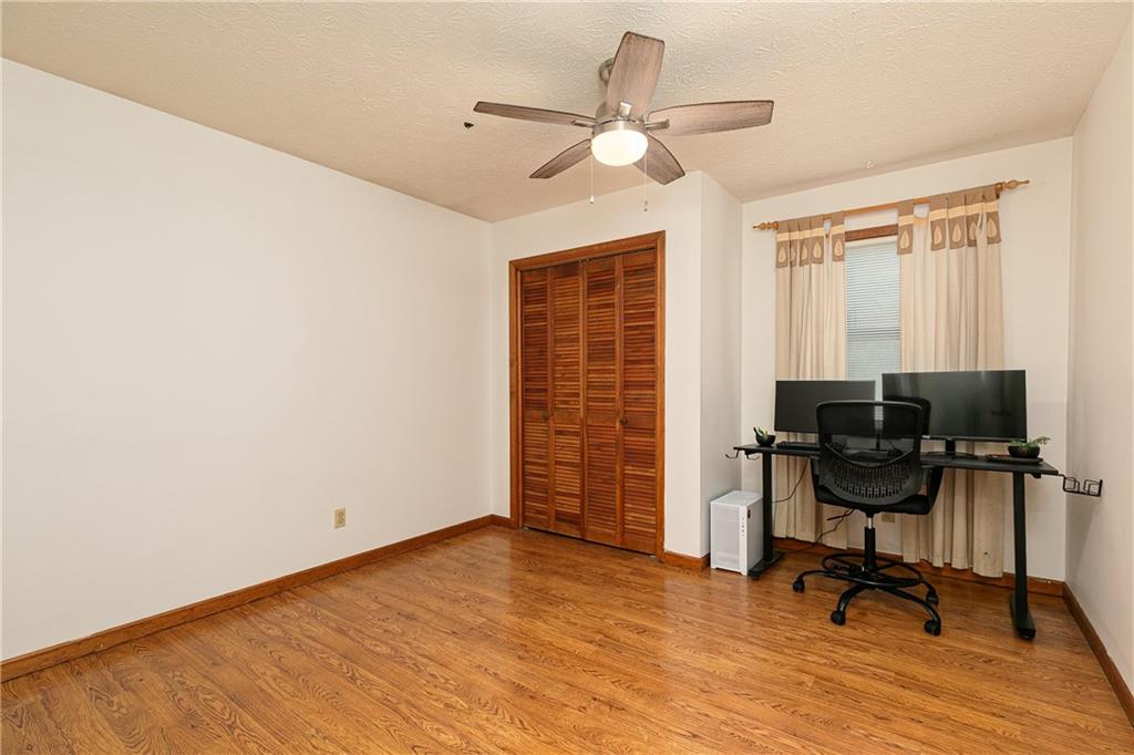 4065 Maxanne Drive, Kennesaw, Georgia image 17