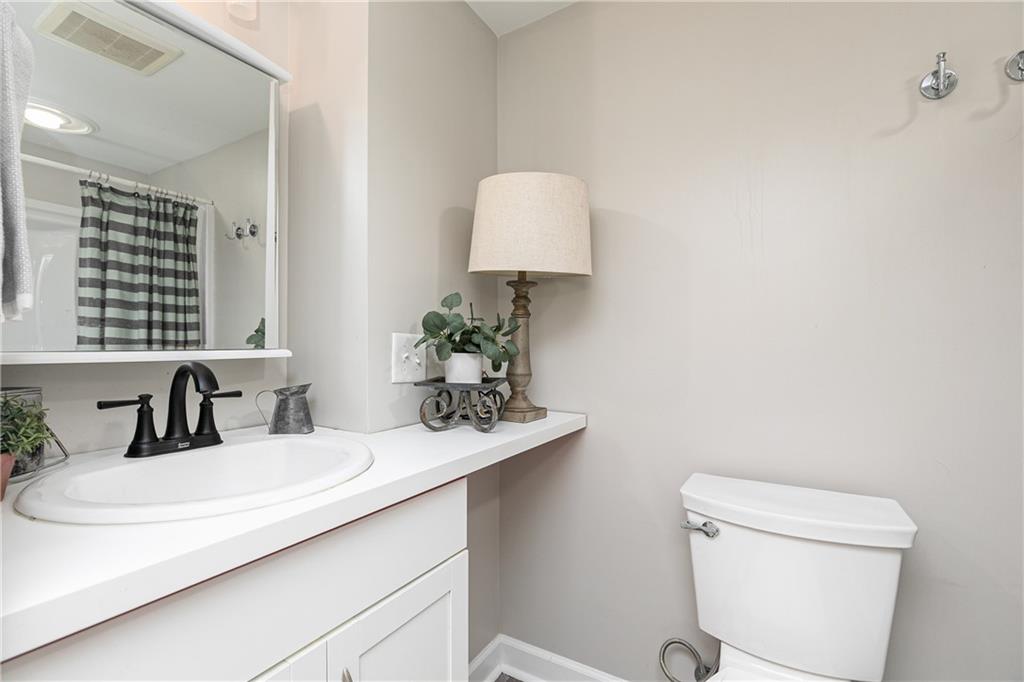 4065 Maxanne Drive, Kennesaw, Georgia image 24