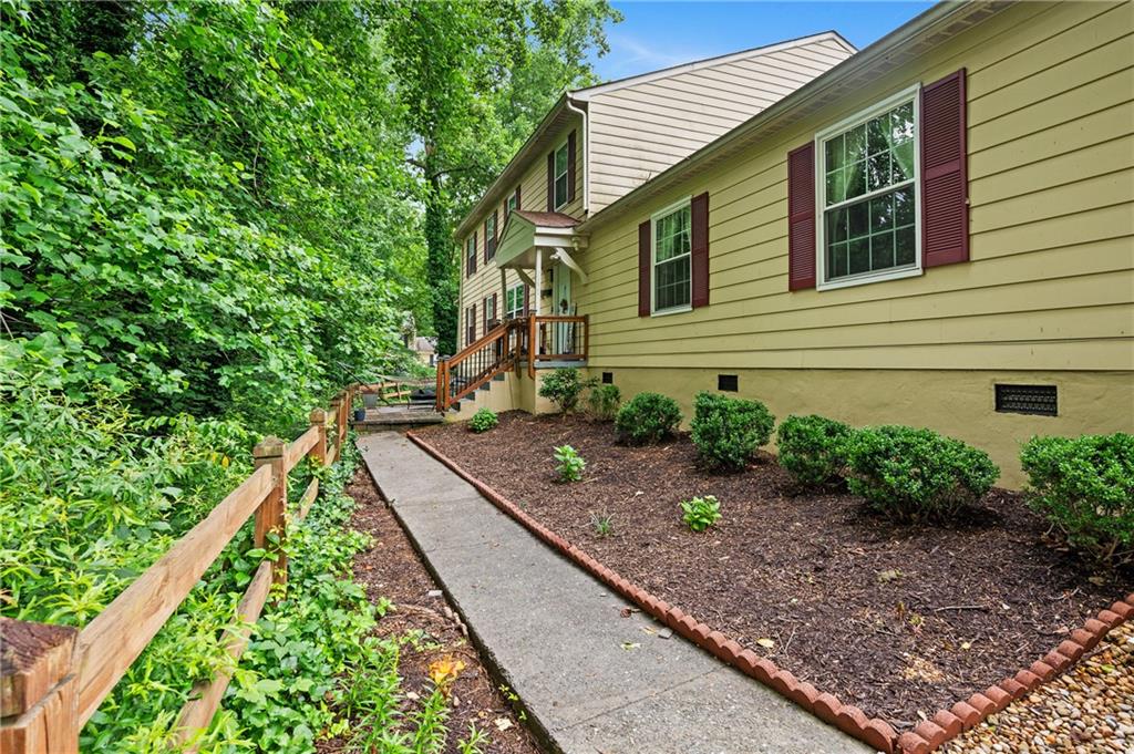 BELLEMEADE COMMONS - Residential