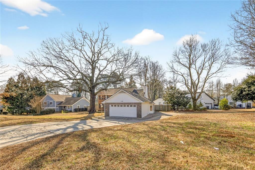 1056 Indian Hills Parkway NE