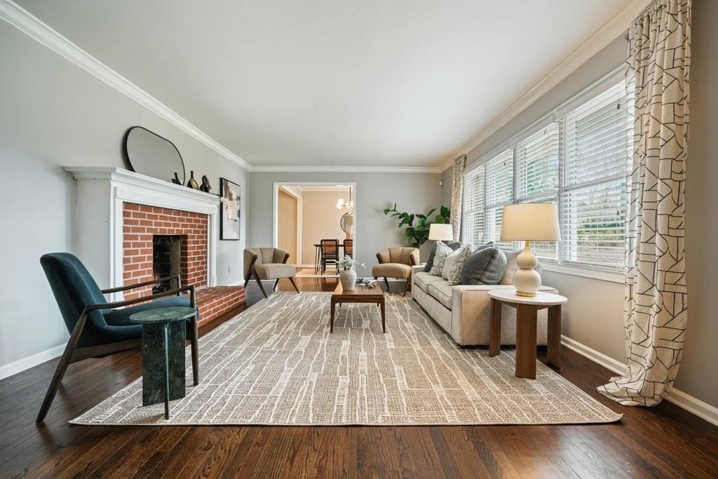 384 Stewart Avenue NW