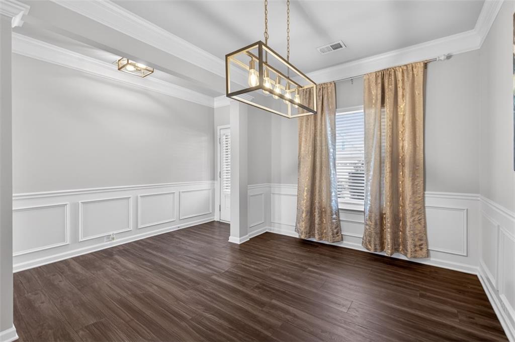 321 Eagles Bluff Way