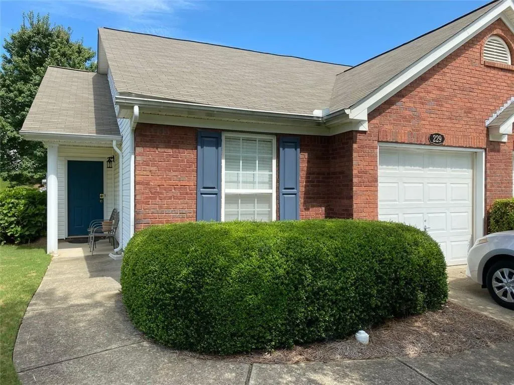 Canton, Georgia 30114, United States, 2 Bedrooms Bedrooms, ,2 BathroomsBathrooms,Residential,Active,180675