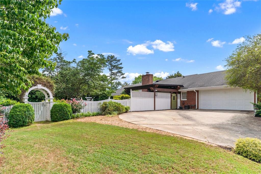Greenway Country Club Estates - Residential