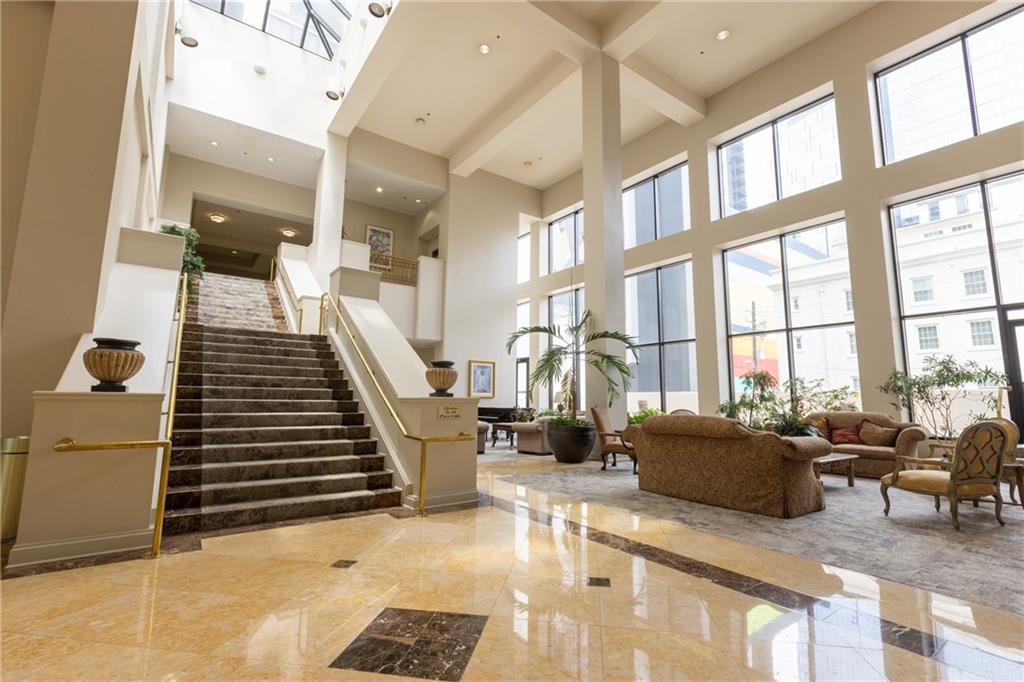 1280 W Peachtree Street NW 4003