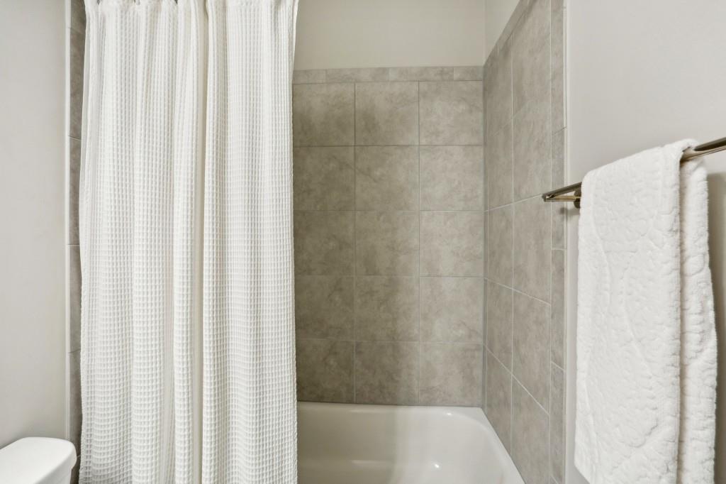 1828 Falling Sky Court, Atlanta, Georgia image 26