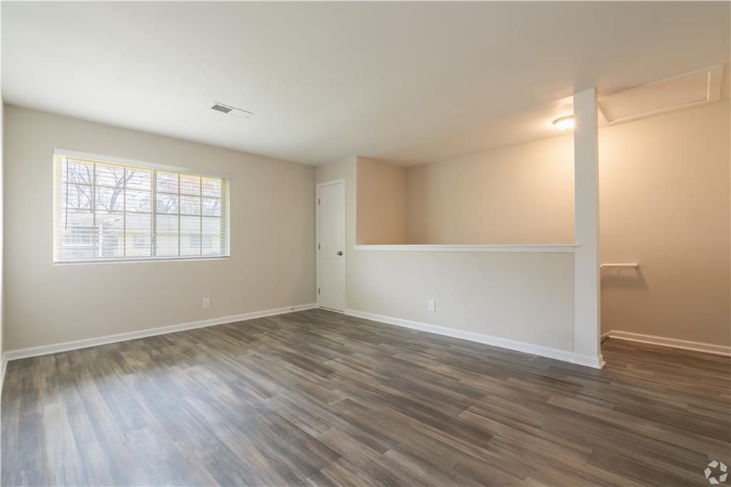 Jamestown Village - Residential Lease