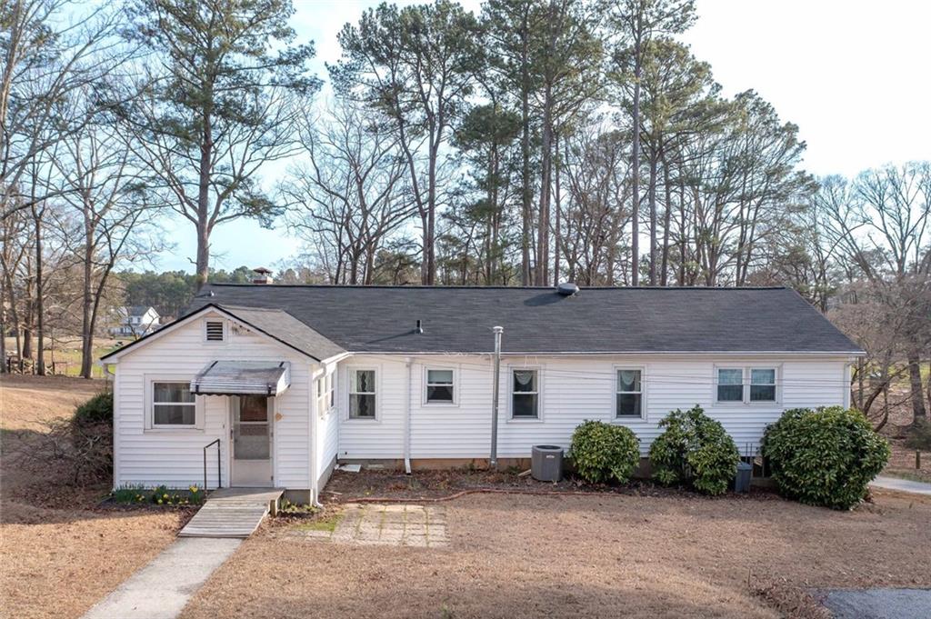 437 SE Cooper Lake Road SE