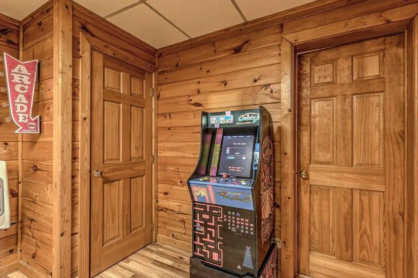 Blue Ridge, Georgia 30513, United States, 3 Bedrooms Bedrooms, ,3 BathroomsBathrooms,Residential,Active,170856