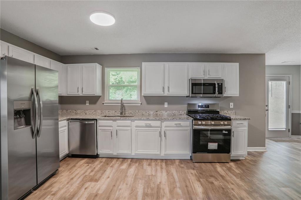 5380 Bridle Point Parkway, Snellville, Georgia image 6