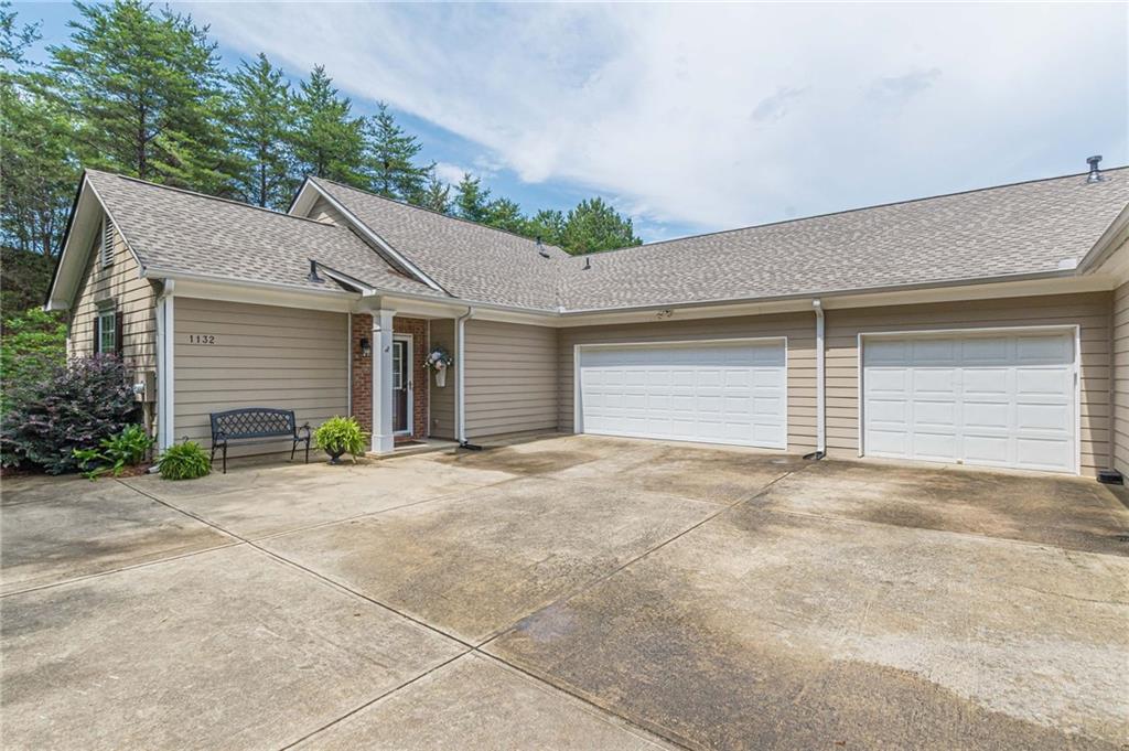 1132 Camry Circle