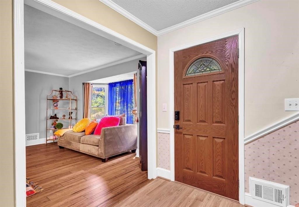 5779 Chisholm Trail