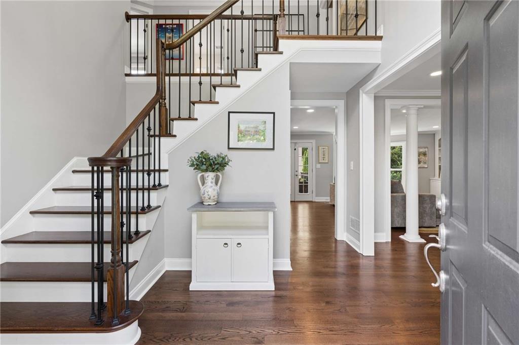 5558 Naylor Court