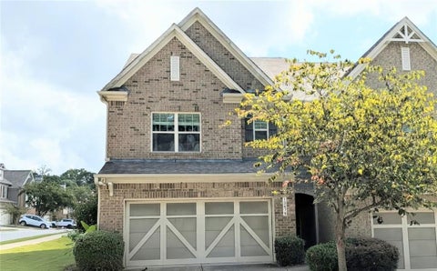 Townhouse For Sale - 13479 Gardiner Lane<br/> Milton, GA 30004