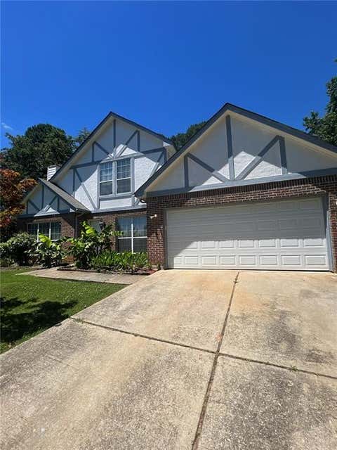 Homes For Rent - 10870 Willow Meadow Circle<br/> Alpharetta, GA 30022
