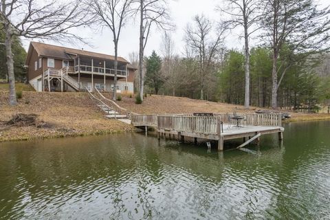 A home in Blue Ridge