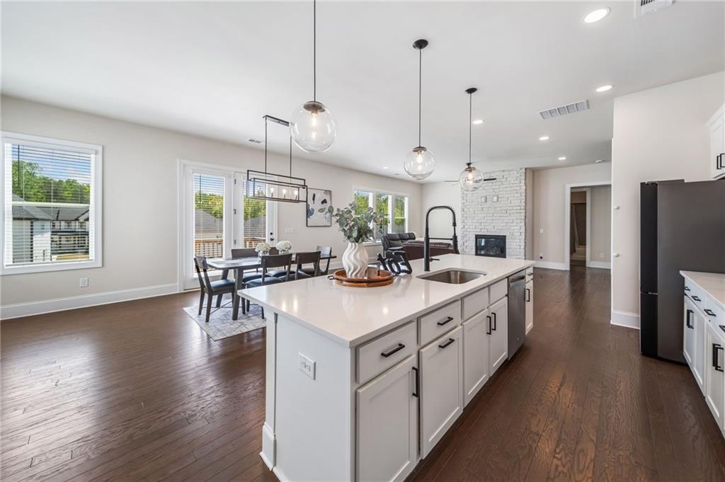 117 Villanueva Road, Woodstock, Georgia image 15