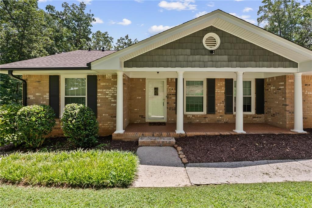 713 Lauren Circle
