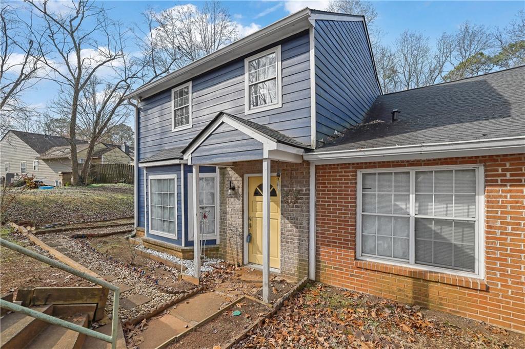 5073 Farm Valley Drive NE