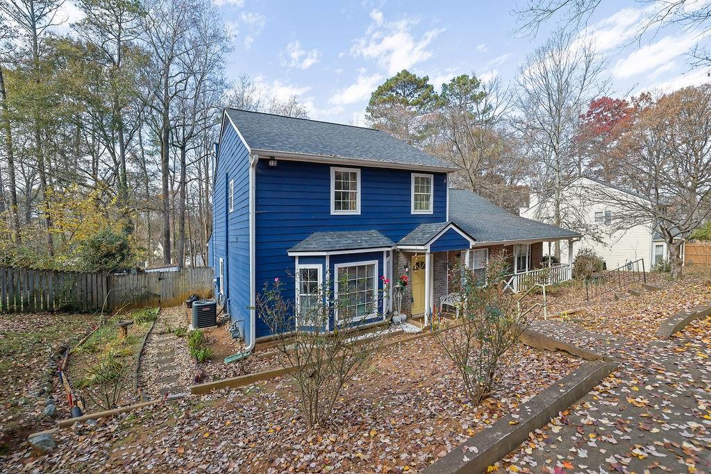 5073 Farm Valley Drive NE