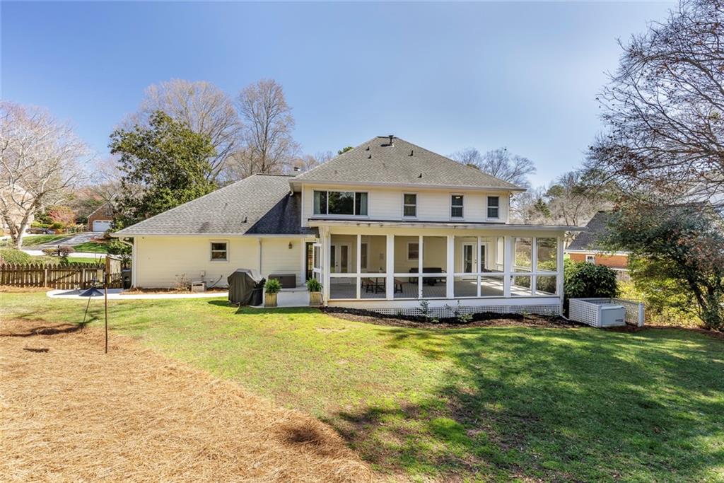 6805 Lisa Lane, Sandy Springs, Georgia image 2