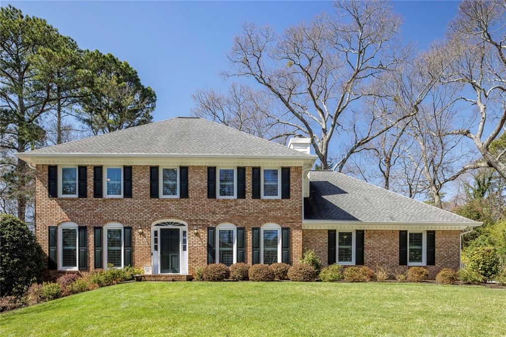 6805 Lisa Lane, Sandy Springs, Georgia image 3