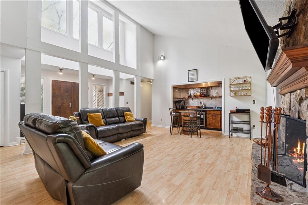 2470 Woodmere Drive