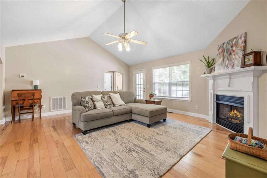 456 Timber Court