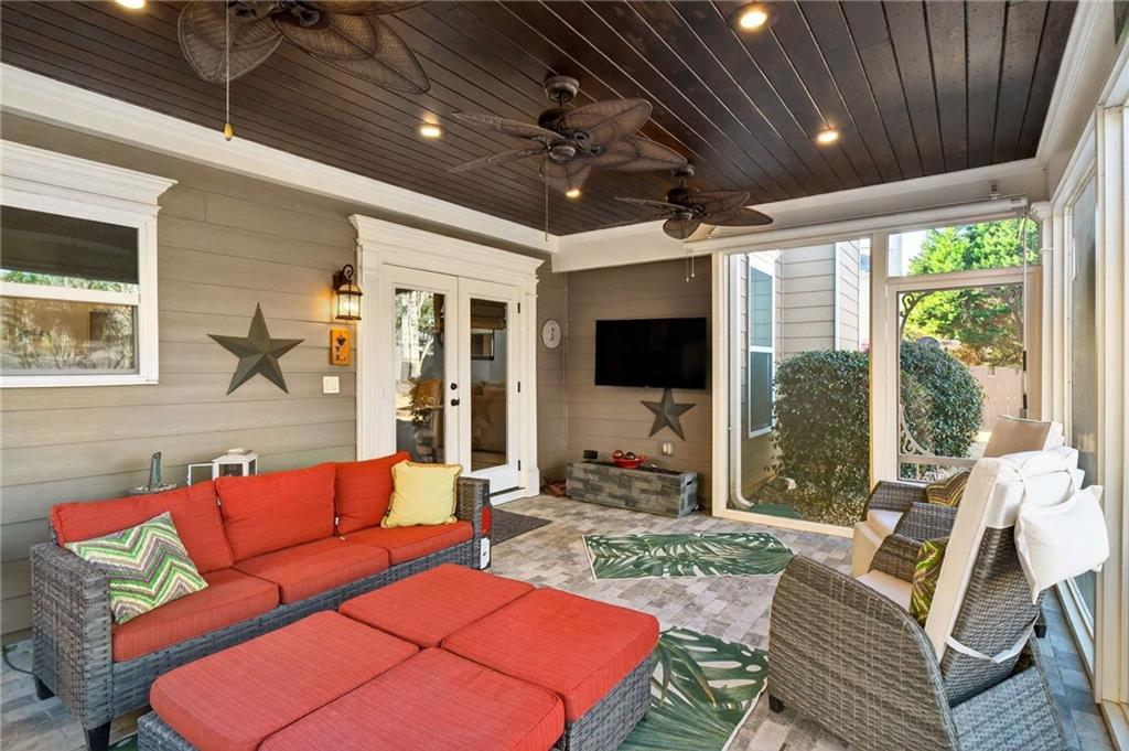 5305 Coventry Creek Drive