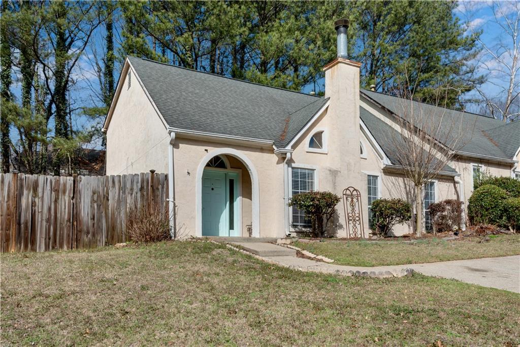 4203 Lakes End Drive NW