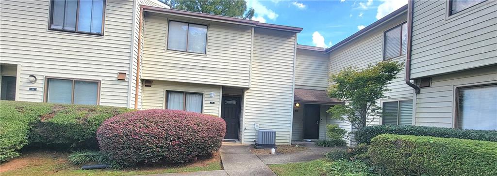 1014 Country Court