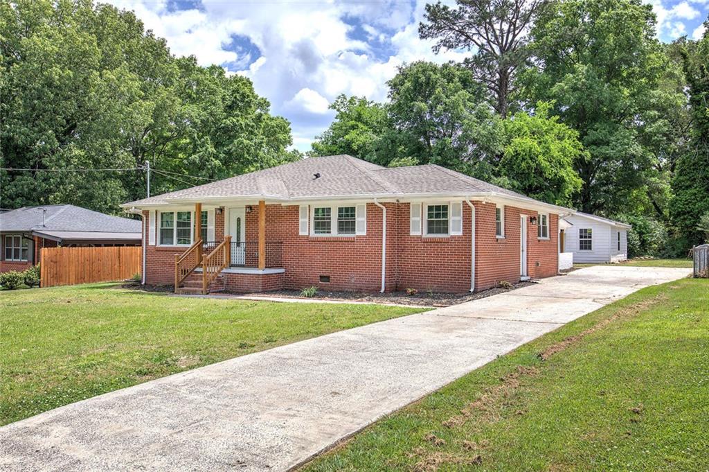 4 Echota Circle SW
