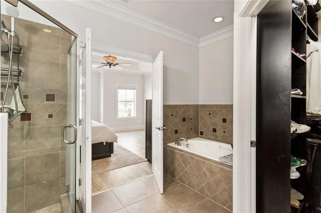 Atlanta, Georgia 30342, United States, 3 Bedrooms Bedrooms, ,3 BathroomsBathrooms,Residential,Active,159419