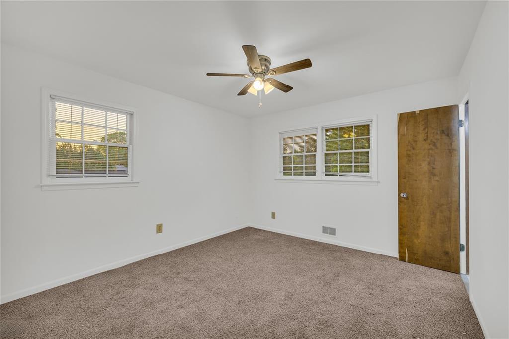 2027 Kensington High Street, Lilburn, Georgia image 31