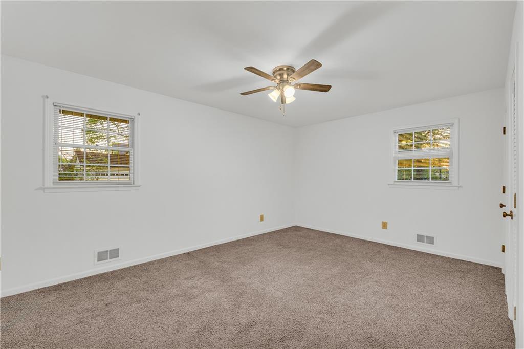 2027 Kensington High Street, Lilburn, Georgia image 23