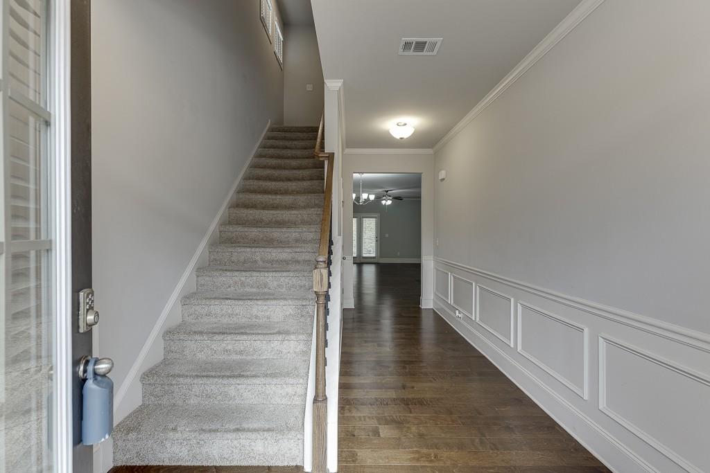 6478 Crosscreek Lane, Flowery Branch, Georgia image 3
