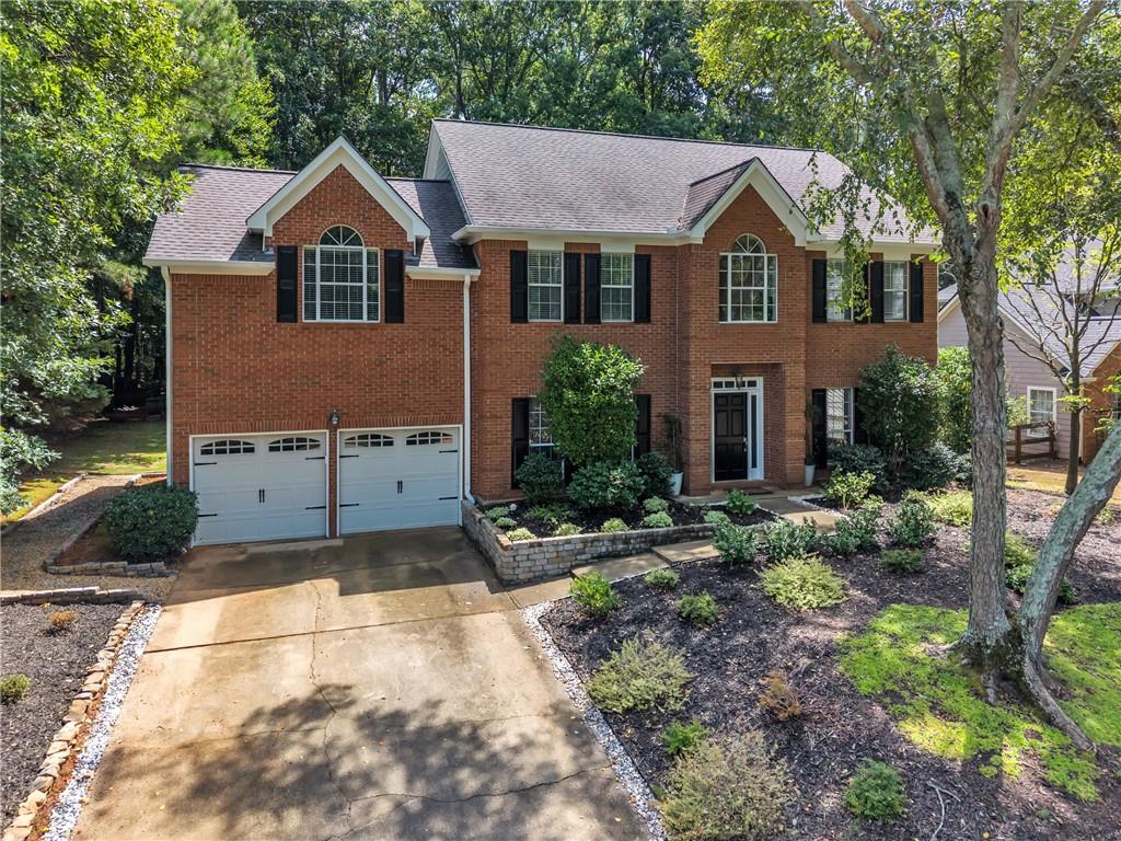 12225 Greenmont Walk