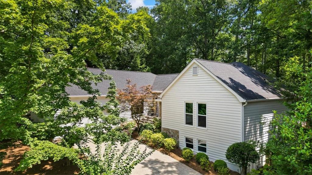 1595 Sandpoint Drive NE