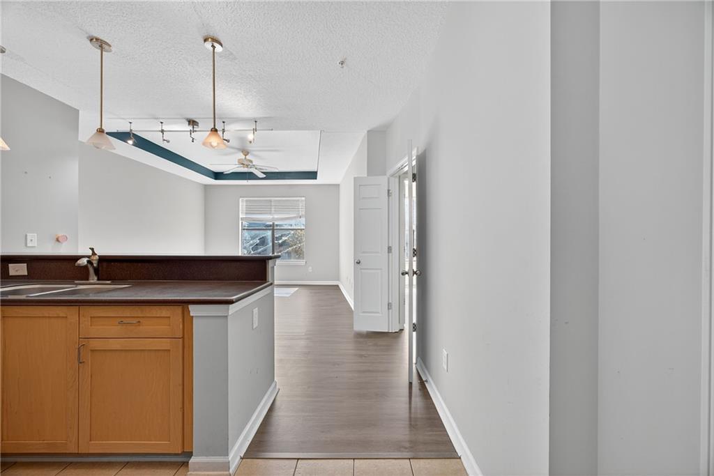 400 17th Street NW 2406